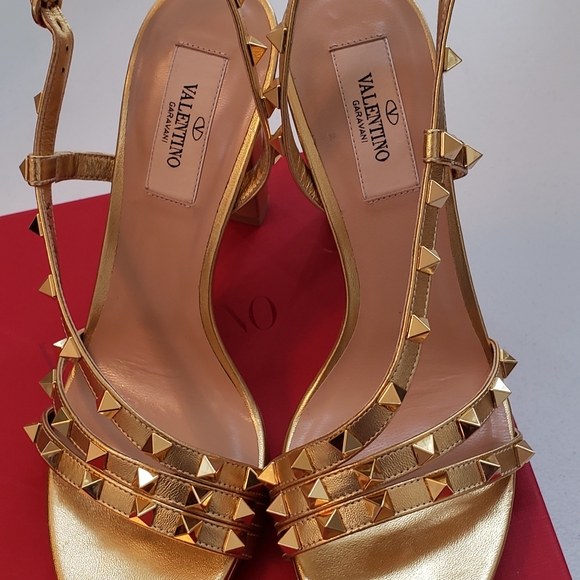 Gold Valentino Heels - Picture 3 of 6